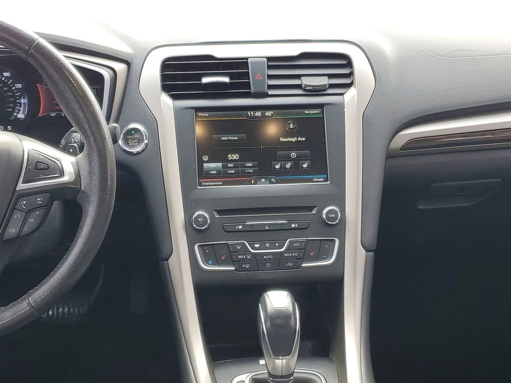 Used 2016 Ford Fusion SE w/ Equipment Group 202A image 27