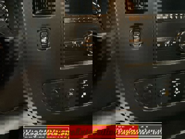 Used 2015 GMC Savana 2500 image 21