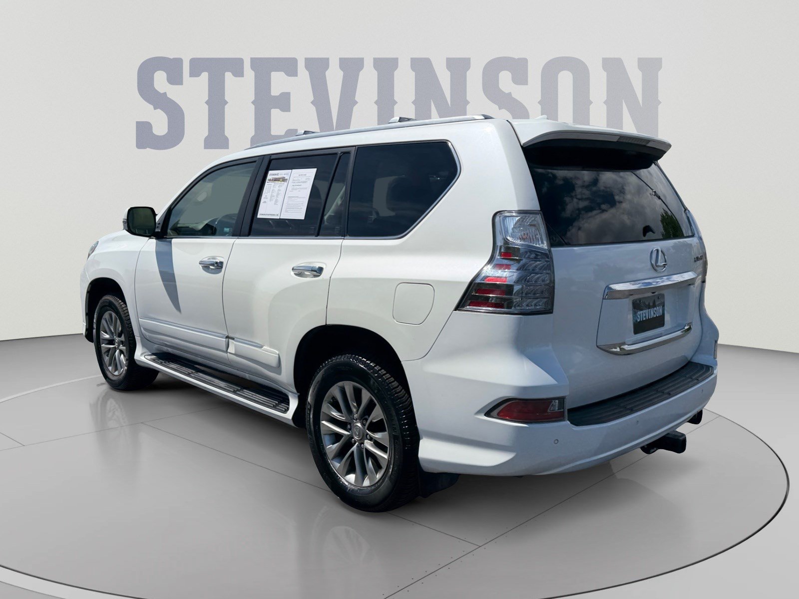 Used 2016 Lexus GX 460 Luxury w/ Preferred Accessory Package AWD/4WD image 3