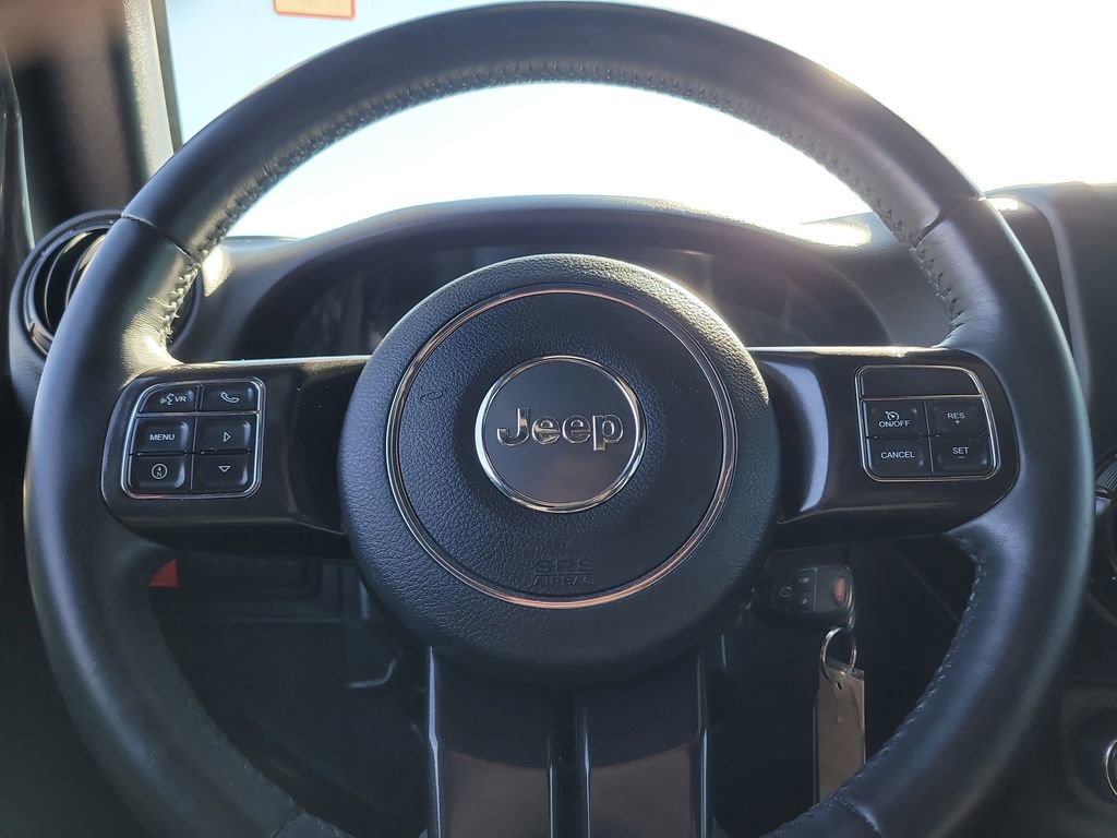 Used 2017 Jeep Wrangler Unlimited Rubicon image 27