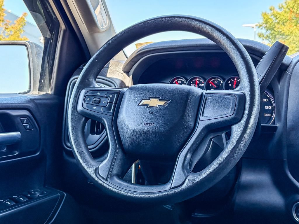 Used 2024 Chevrolet Silverado 1500 Custom w/ LPO, Dark Essentials Package AWD/4WD image 19