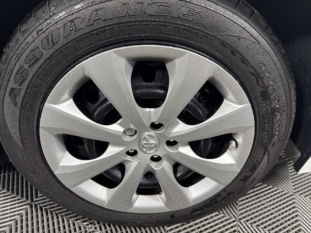 Used 2024 Toyota Corolla LE FWD image 14