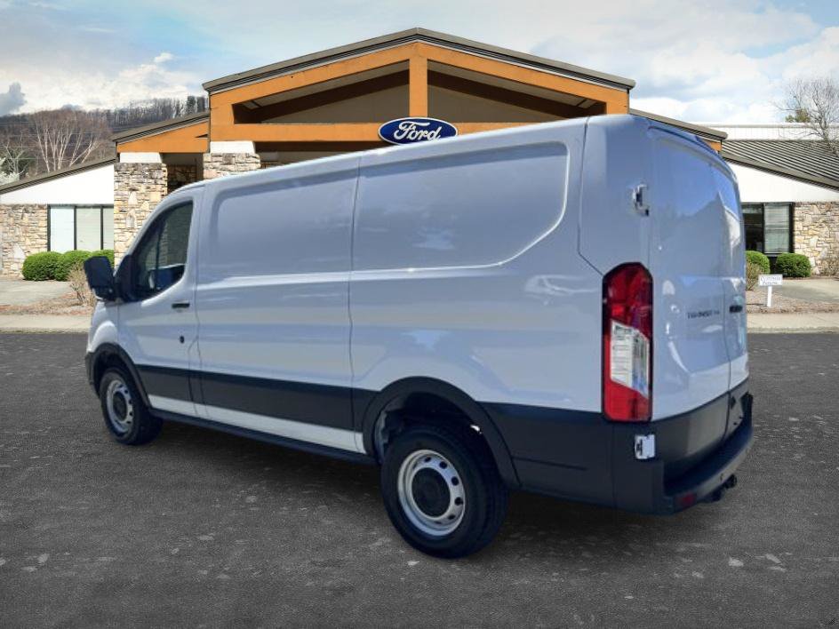 New 2024 Ford Transit 250 Low Roof RWD image 5