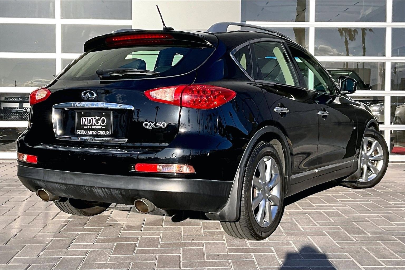 Used 2015 INFINITI QX50 Journey w/ Premium Package image 12