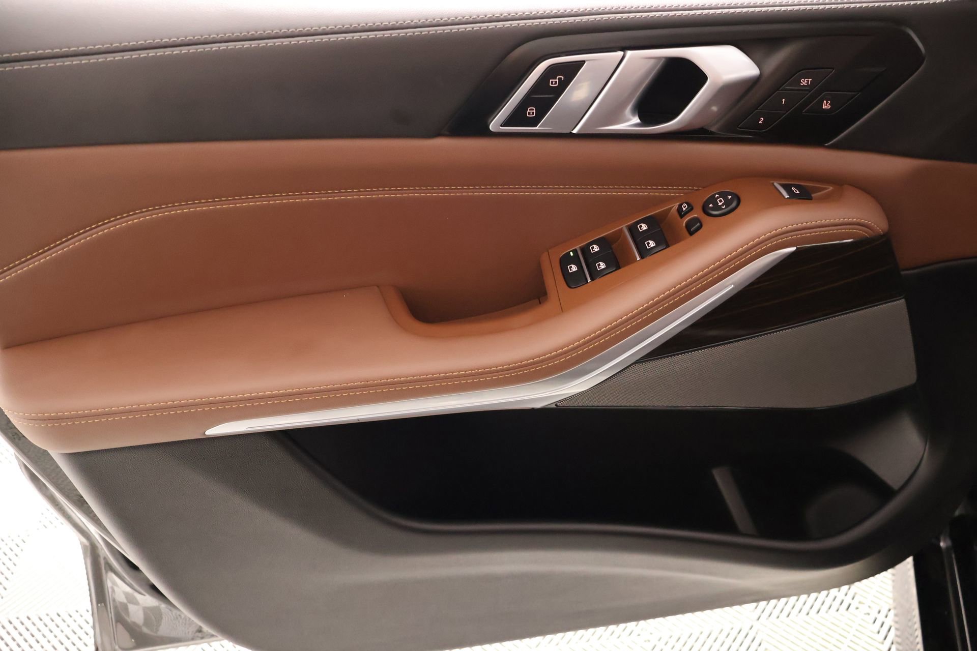 Used 2026 BMW X5 xDrive40i AWD/4WD image 17