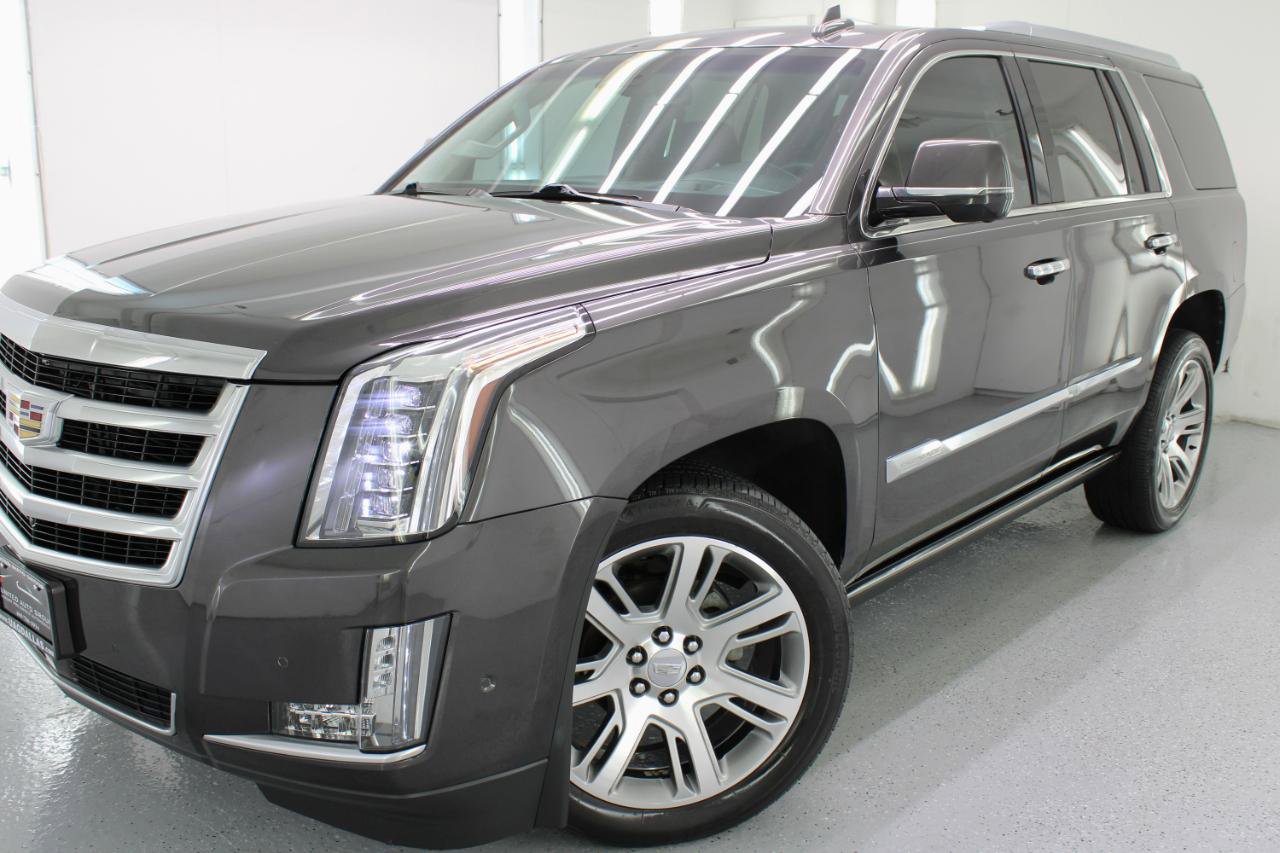 Used 2018 Cadillac Escalade Premium Luxury image 13