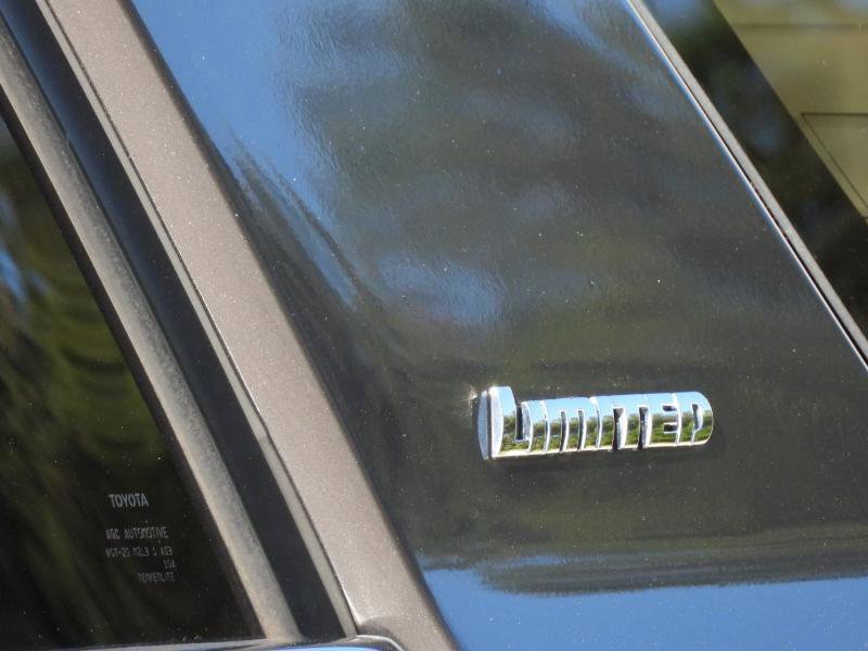 Used 2016 Toyota 4Runner Limited image 6