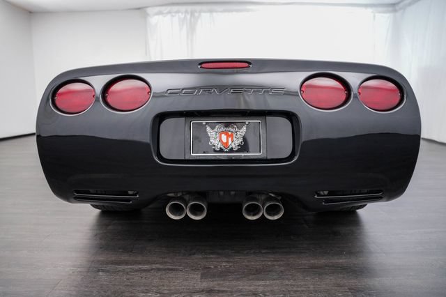 Used 2000 Chevrolet Corvette Convertible w/ Memory Pkg RWD image 31