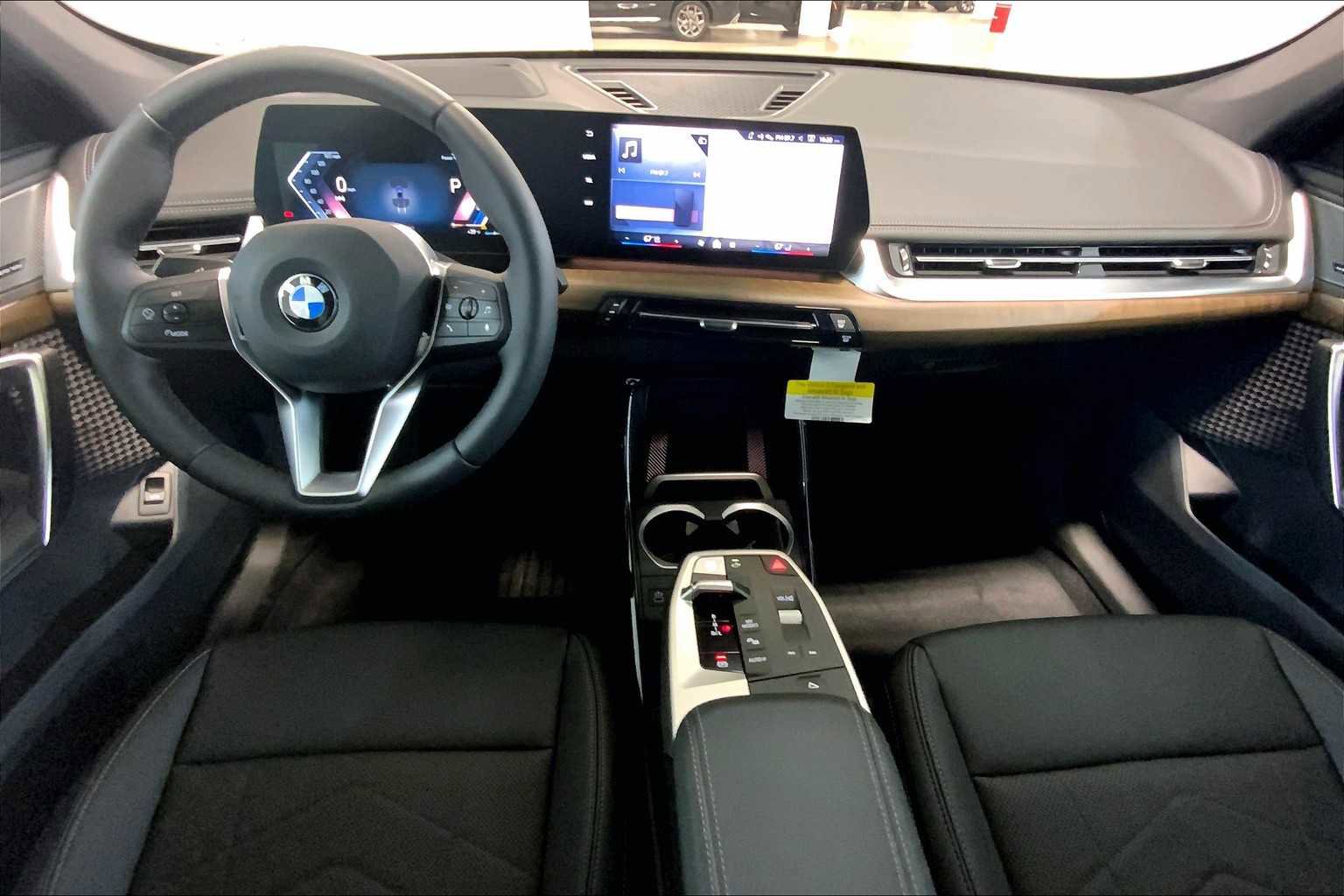 New 2026 BMW X1 xDrive28i w/ Technology Package image 5