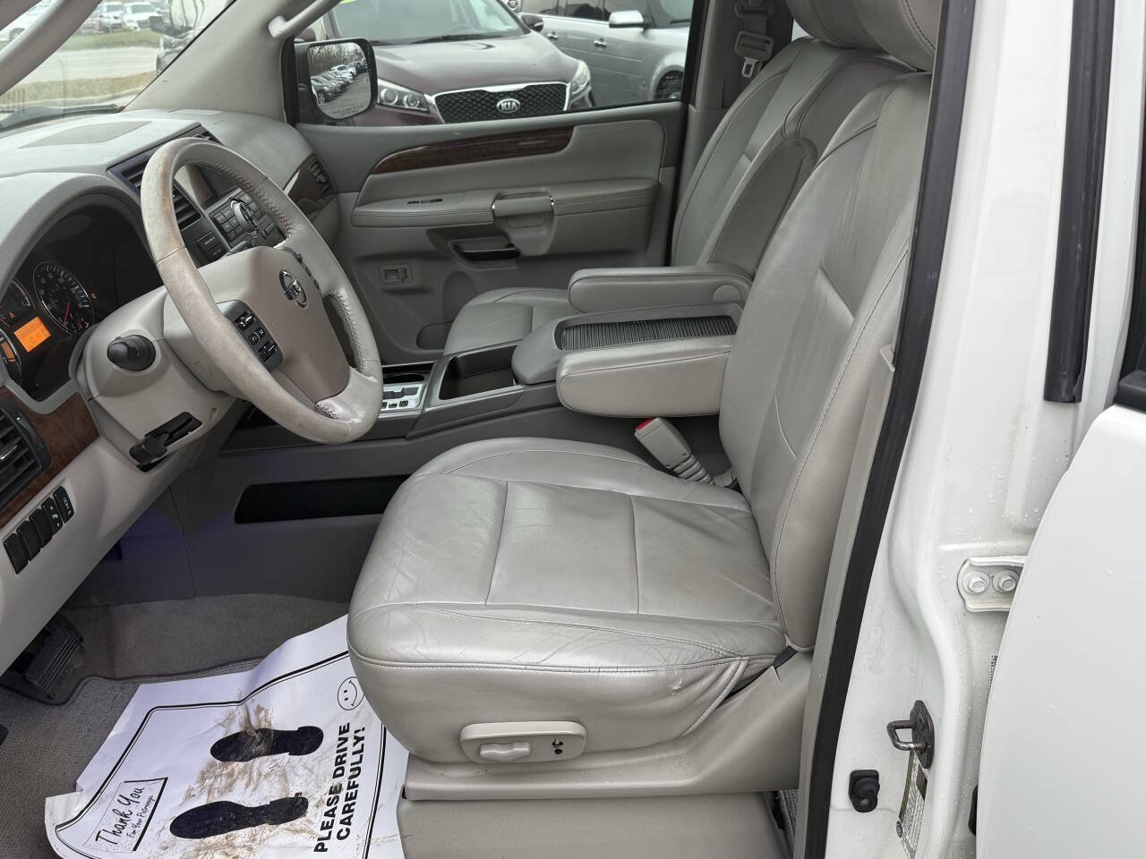 Used 2010 Nissan Armada Titanium AWD/4WD image 16