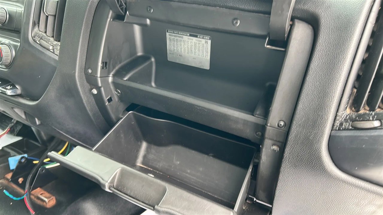 Used 2015 GMC Sierra 3500 4x4 Regular Cab w/ Sierra Convenience Package image 55