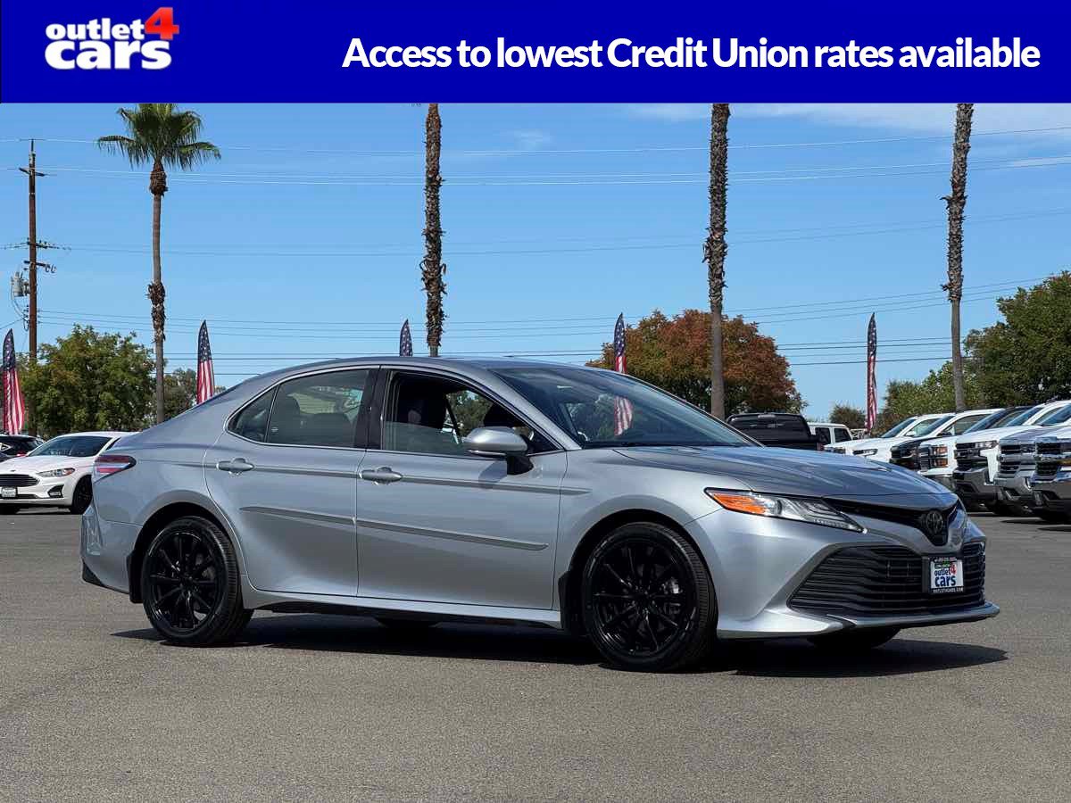 Used 2020 Toyota Camry XLE
