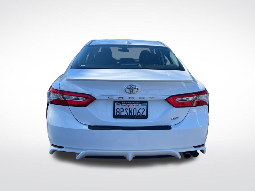 Used 2020 Toyota Camry SE FWD image 4