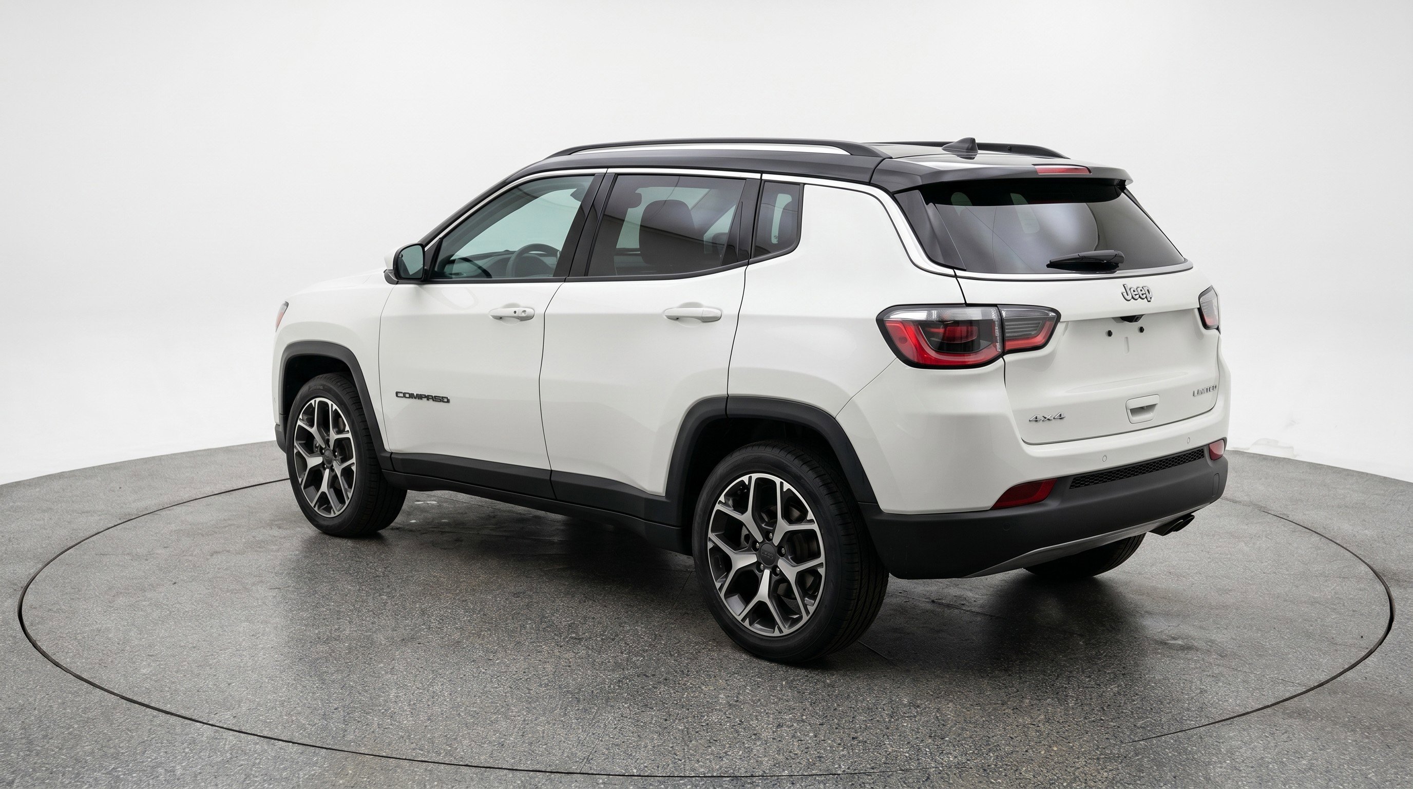 Used 2025 Jeep Compass Limited AWD/4WD image 6