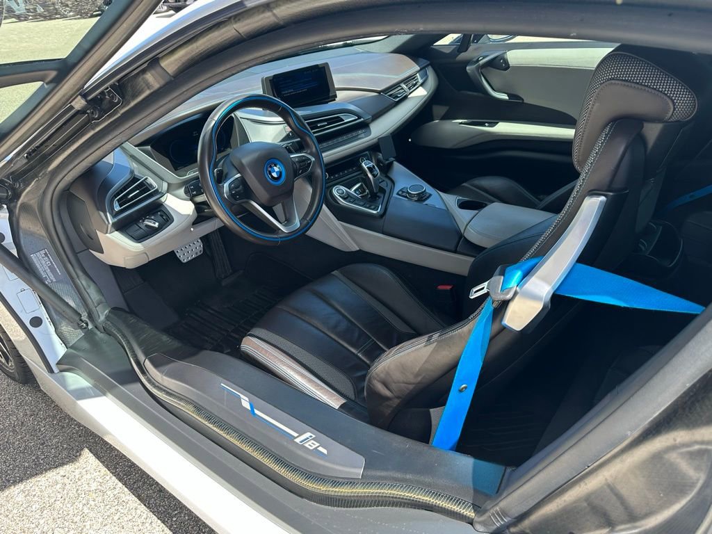 Used 2016 BMW i8 AWD/4WD image 12