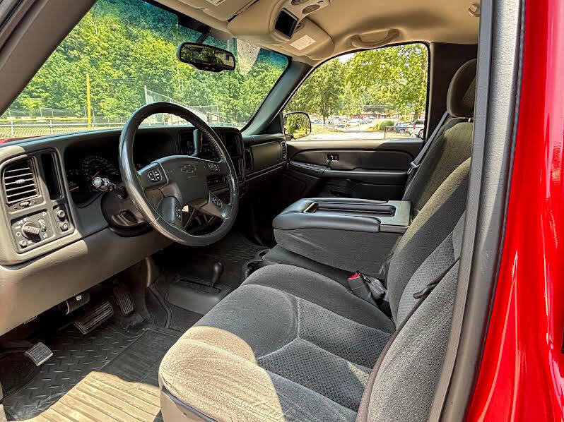 Used 2005 Chevrolet Silverado 1500 LS w/ Light Duty Power Package image 14