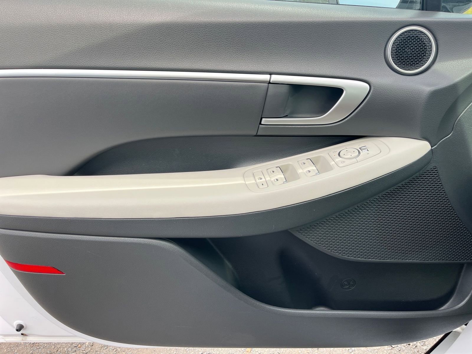 Used 2025 Hyundai Sonata SEL image 18