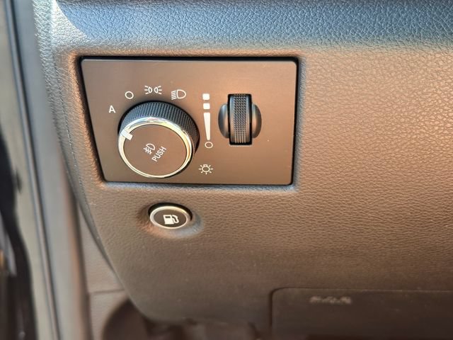 Used 2019 Jeep Grand Cherokee Summit AWD/4WD image 34