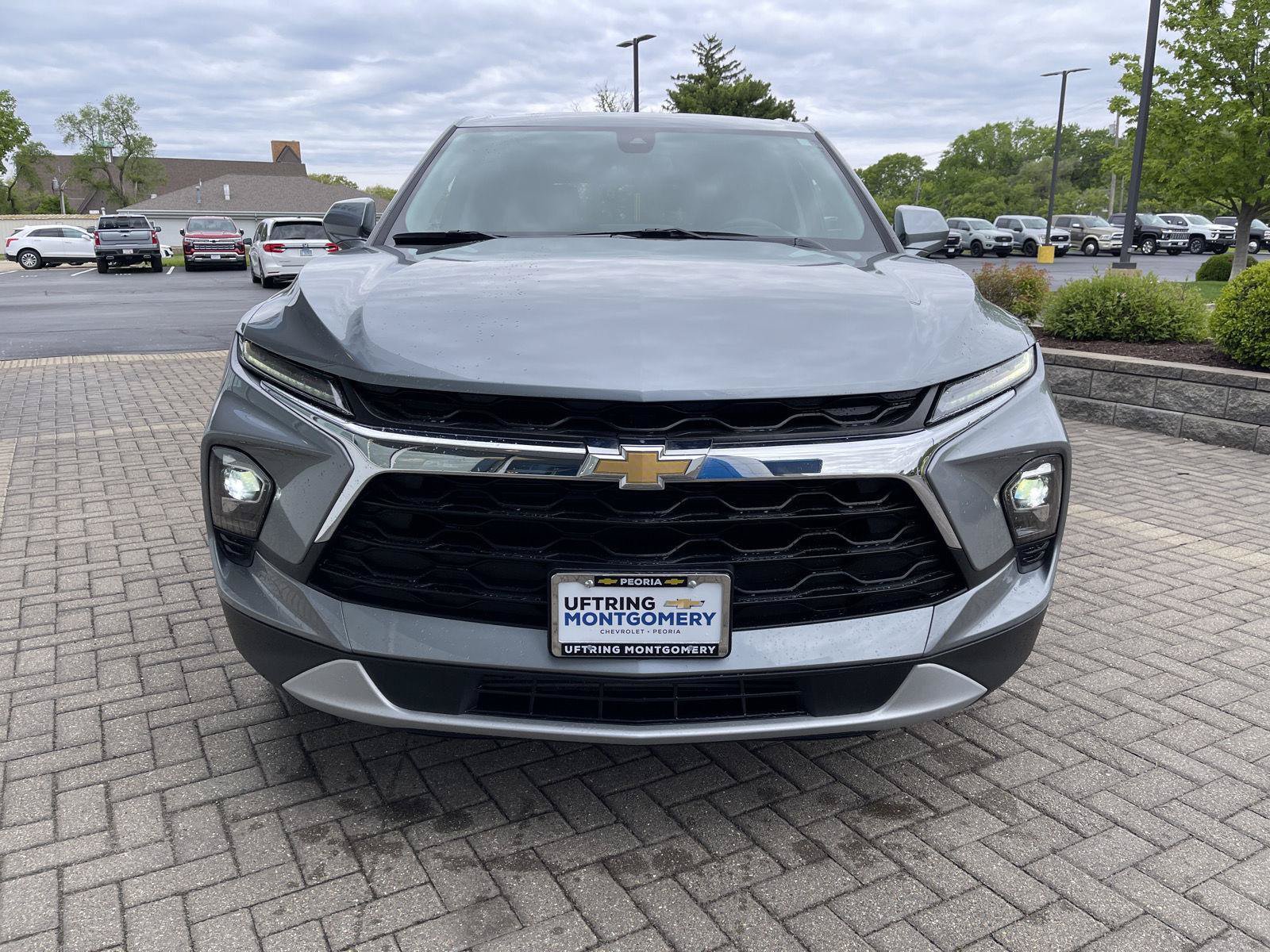 Used 2024 Chevrolet Blazer LT w/ Driver Confidence Package FWD image 8