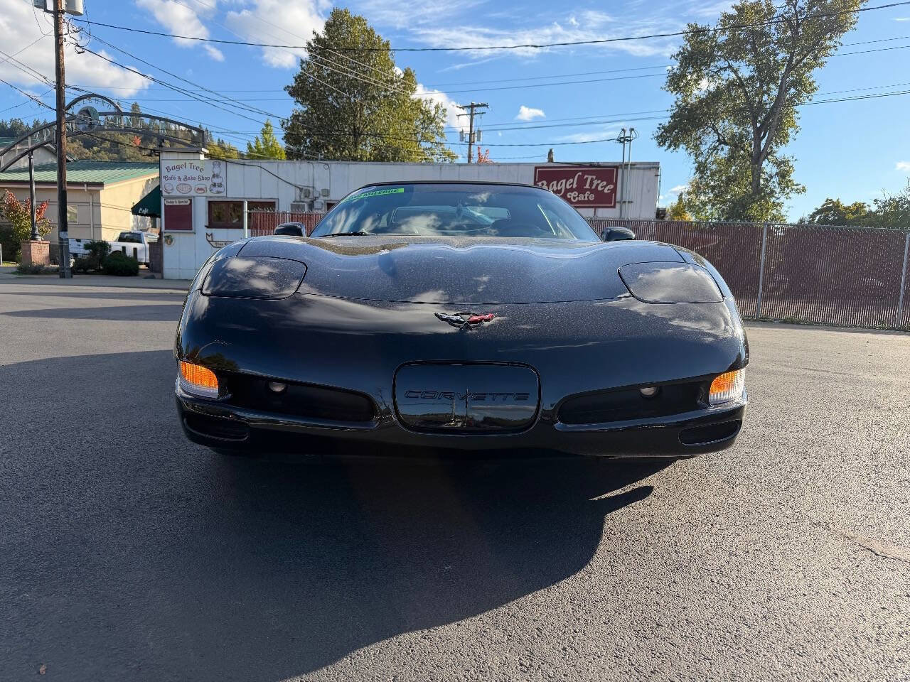 Used 2000 Chevrolet Corvette Convertible image 4