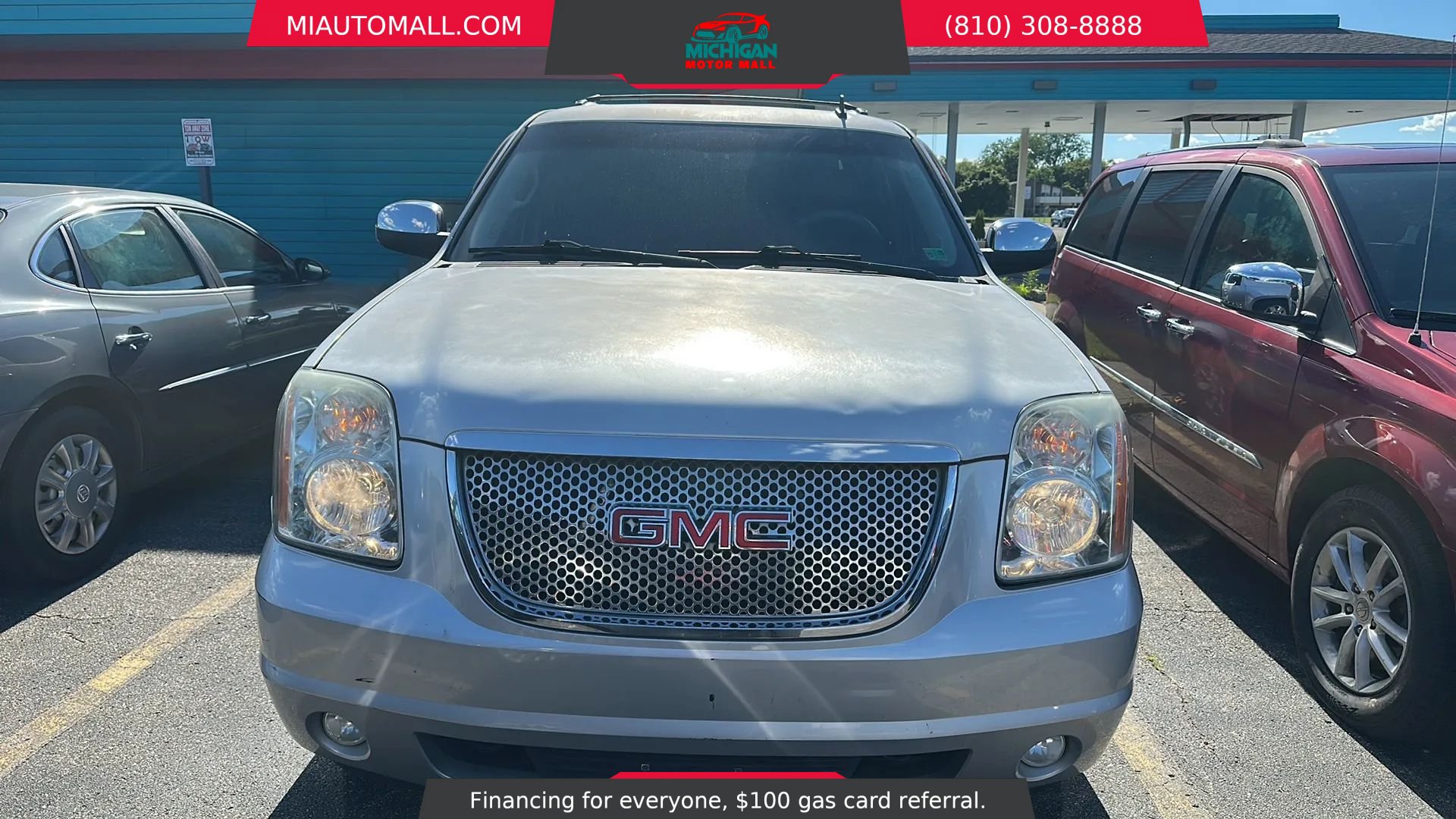 Used 2013 GMC Yukon XL SLT AWD/4WD image 2