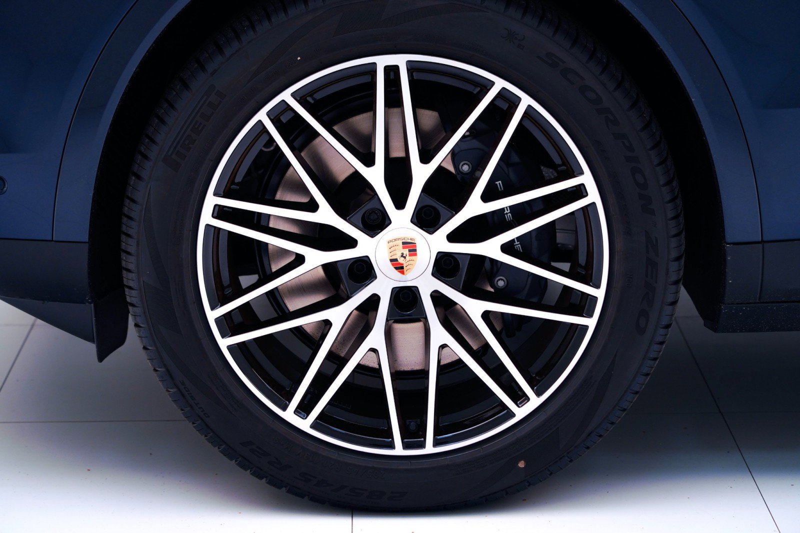 New 2026 Porsche Cayenne Coupe image 12