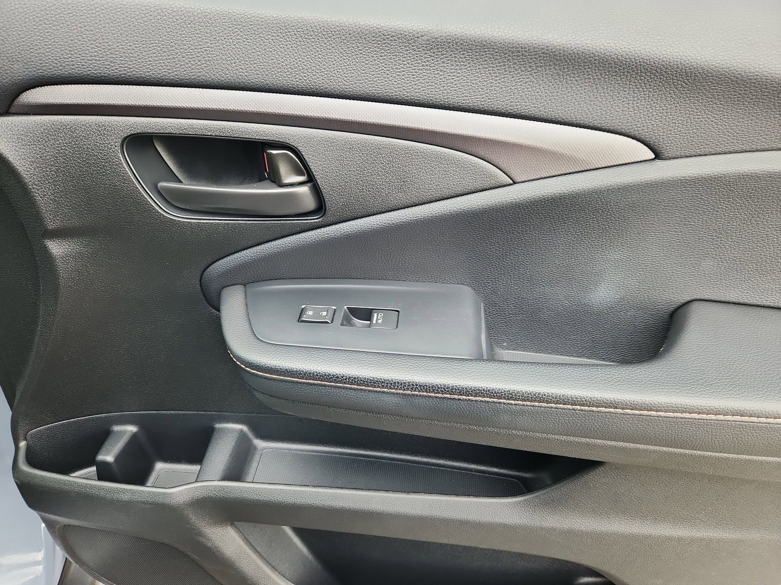 Used 2023 Honda Passport TrailSport image 17