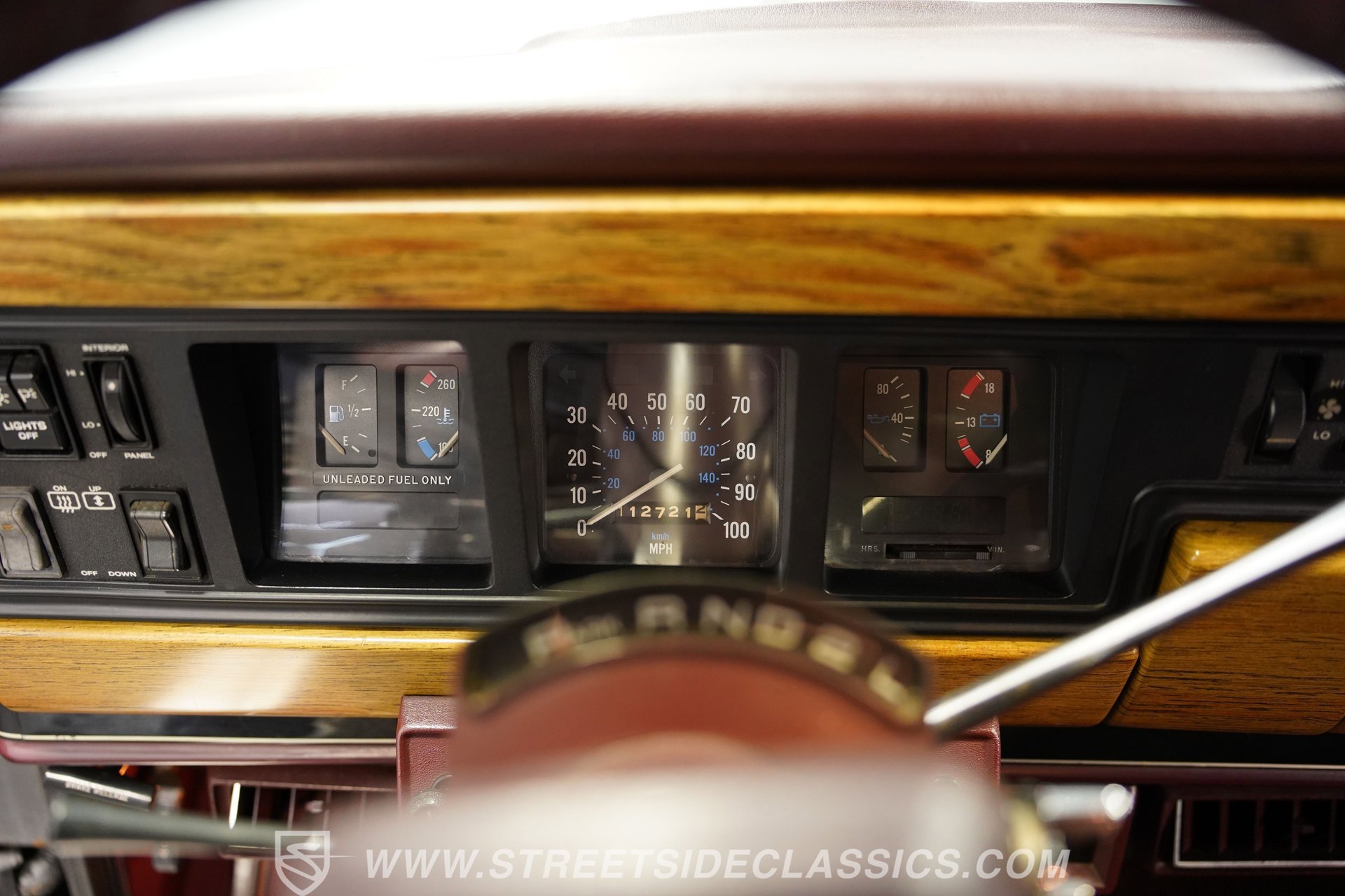 Used 1988 Jeep Grand Wagoneer image 40