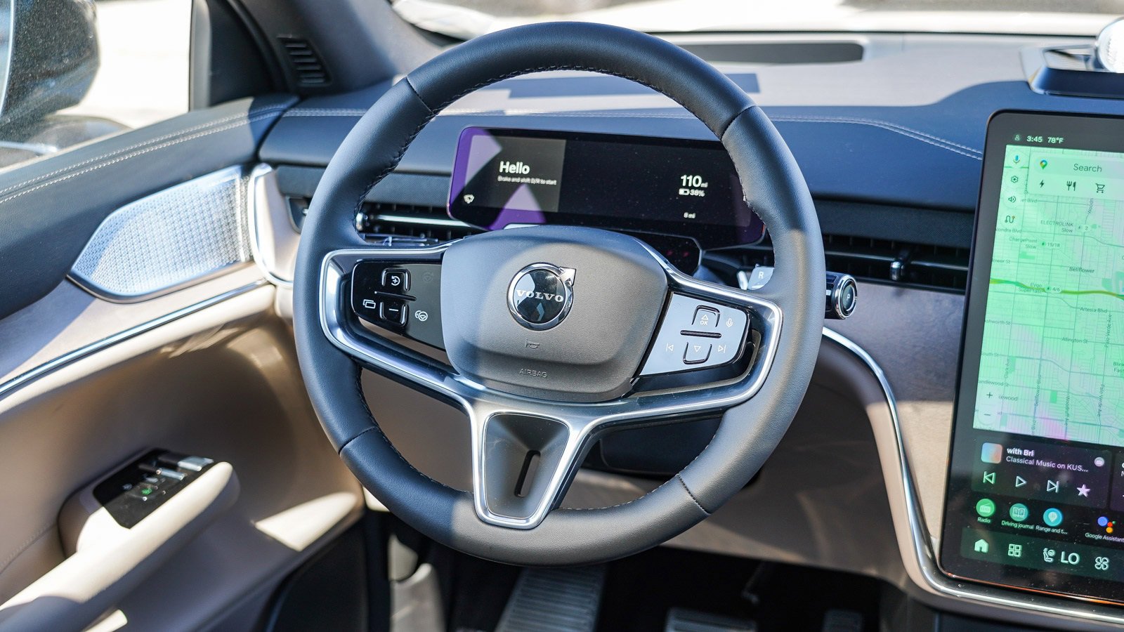 New 2025 Volvo EX90 Ultra image 17