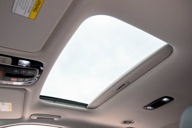 Certified 2025 Hyundai Palisade SEL FWD image 22