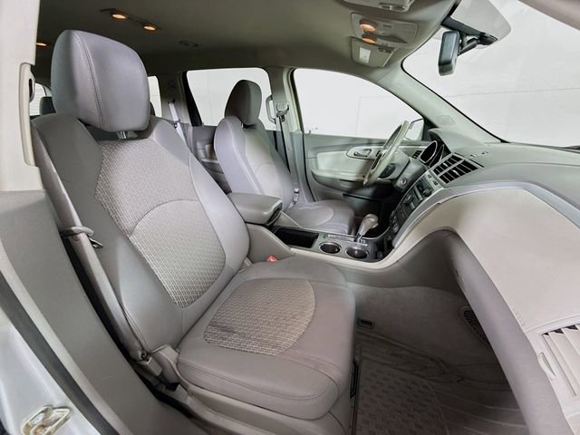 Used 2009 Chevrolet Traverse LT FWD image 29
