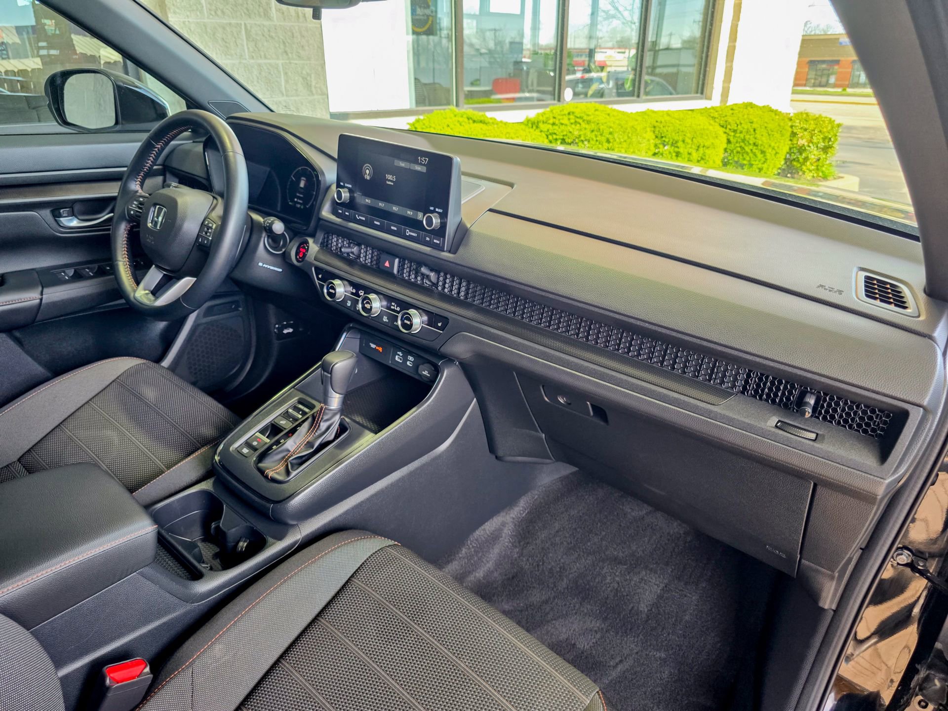 Used 2025 Honda CR-V Sport image 6