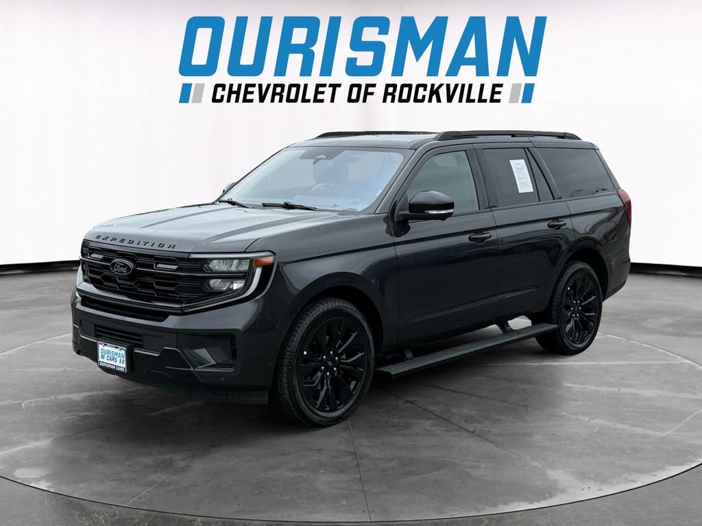 Used 2025 Ford Expedition Platinum w/ Stealth Appearance Package AWD/4WD image 2