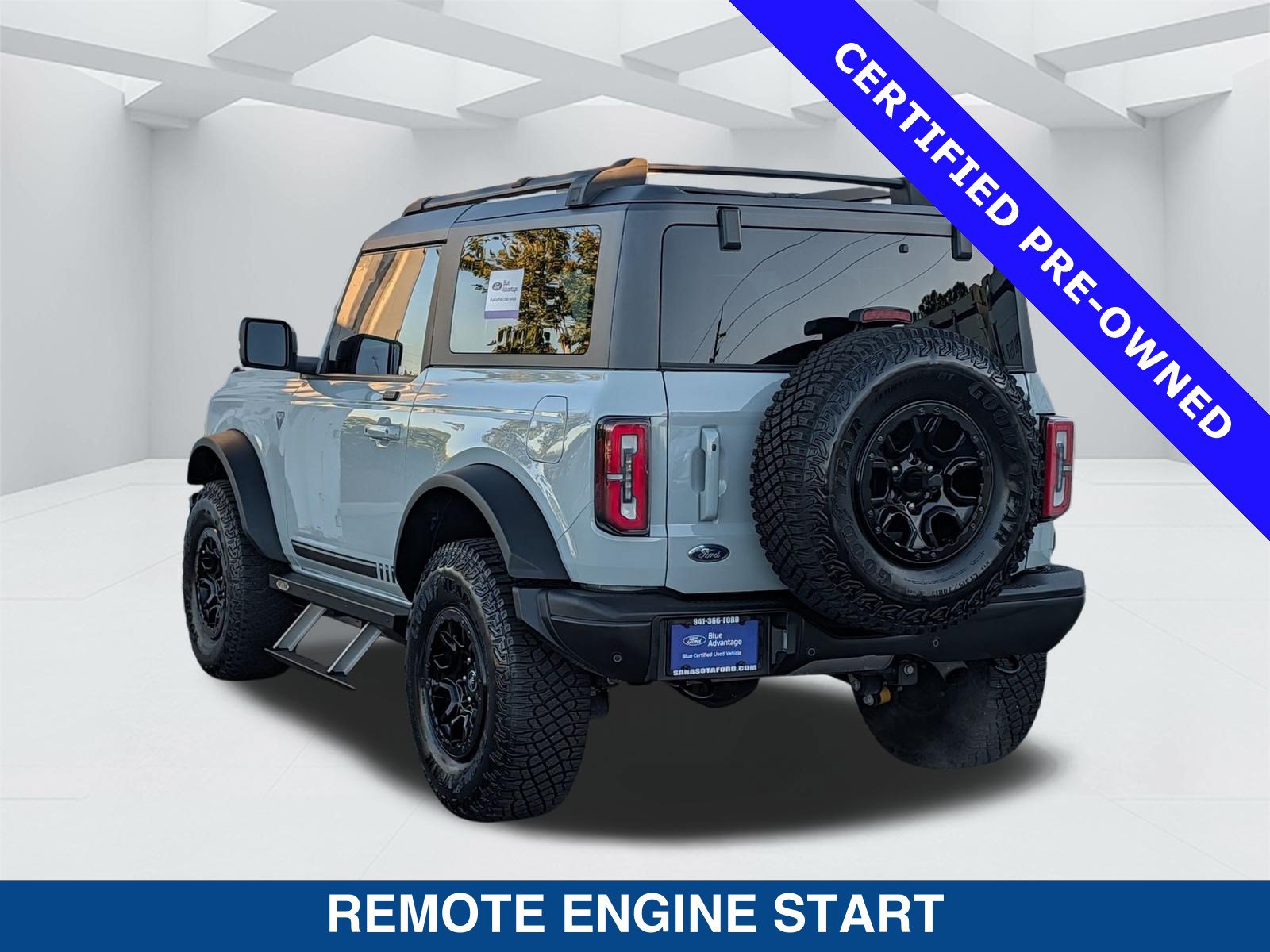 Certified 2021 Ford Bronco First Edition AWD/4WD image 7
