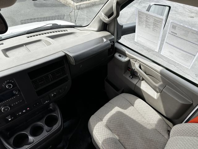 Used 2022 Chevrolet Express 3500 w/ Power Convenience Package image 17