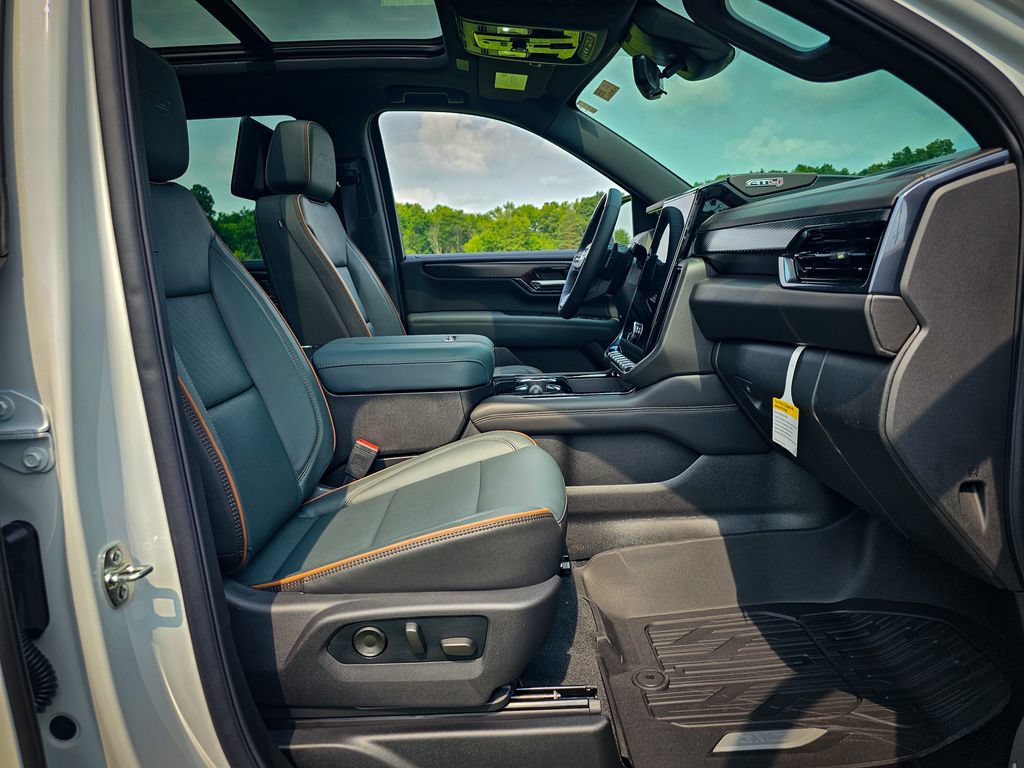 New 2026 GMC Yukon XL AT4 w/ AT4 Premium Plus Package AWD/4WD image 48