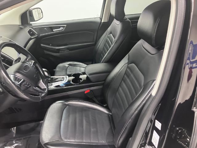 Used 2017 Ford Edge SEL image 18
