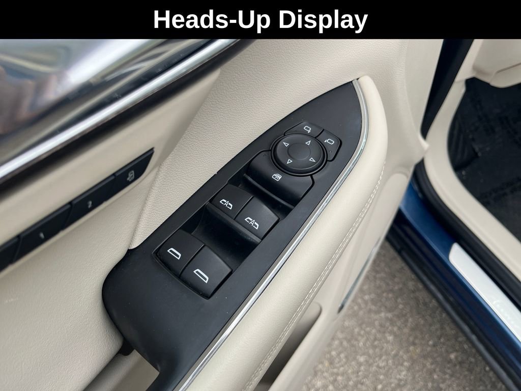 Used 2022 Buick Envision Avenir w/ Technology Package II image 15
