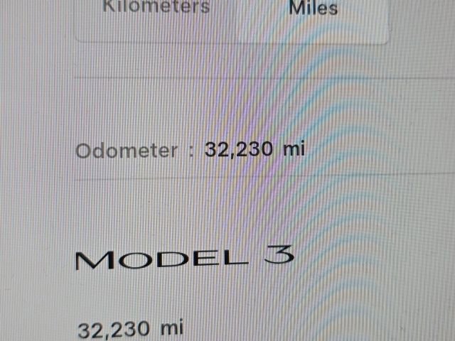 Used 2023 Tesla Model 3 Standard Range image 13