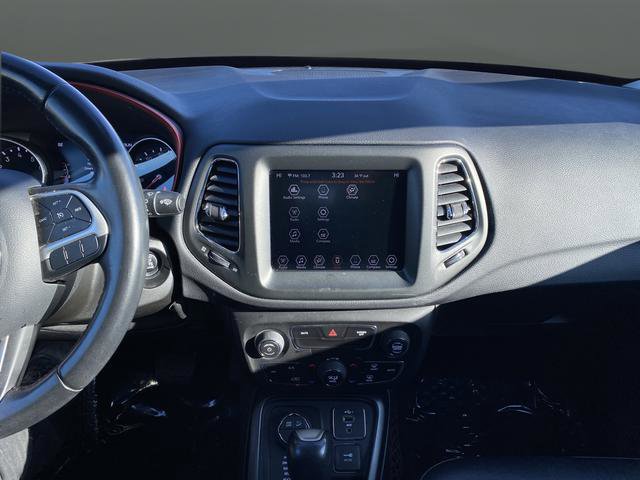 Used 2019 Jeep Compass Trailhawk image 8