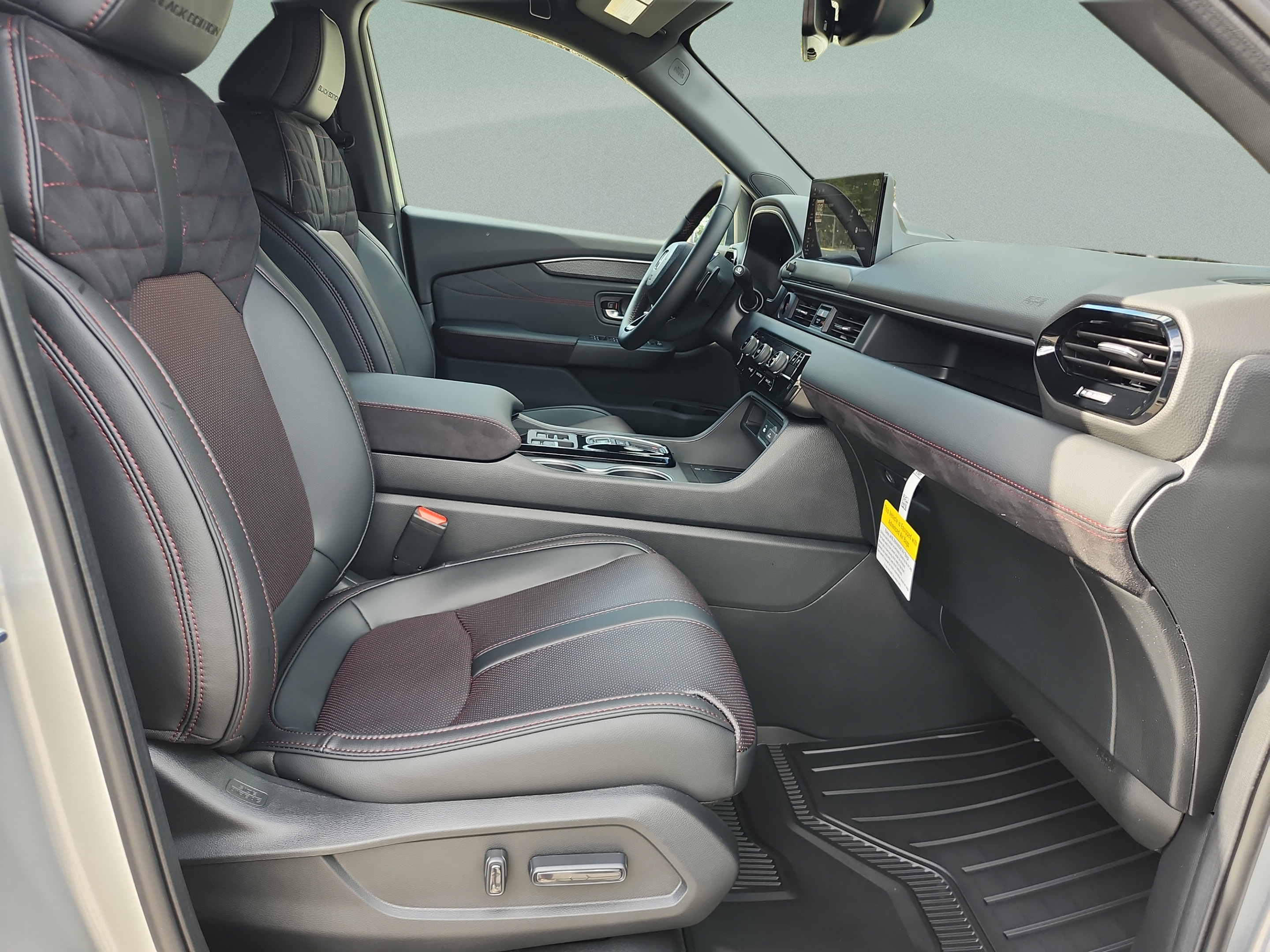 New 2026 Honda Pilot Black Edition image 20