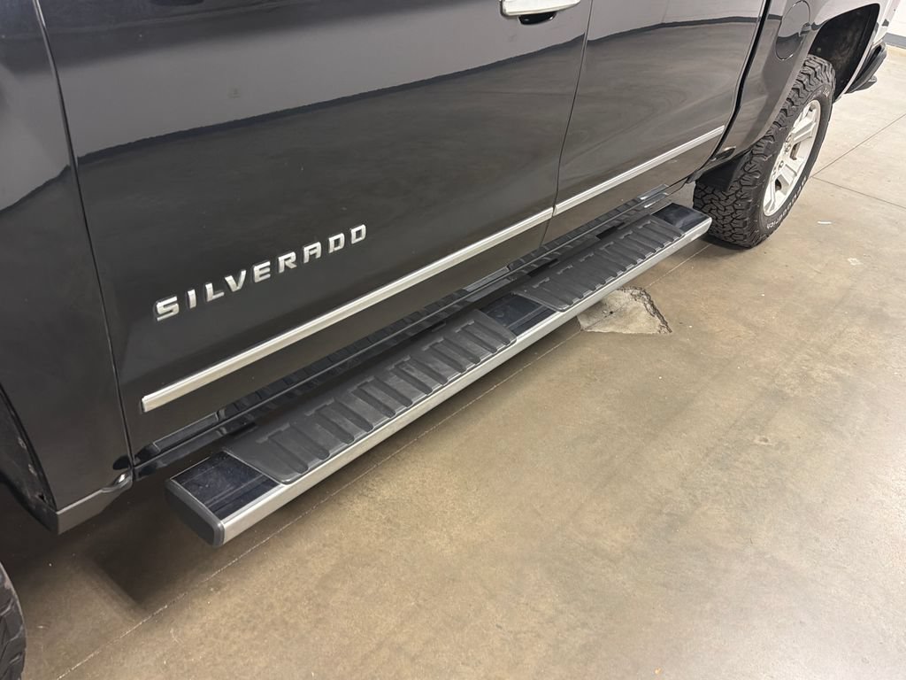 Used 2016 Chevrolet Silverado 1500 LTZ Z71 w/ LTZ Plus Package AWD/4WD image 12