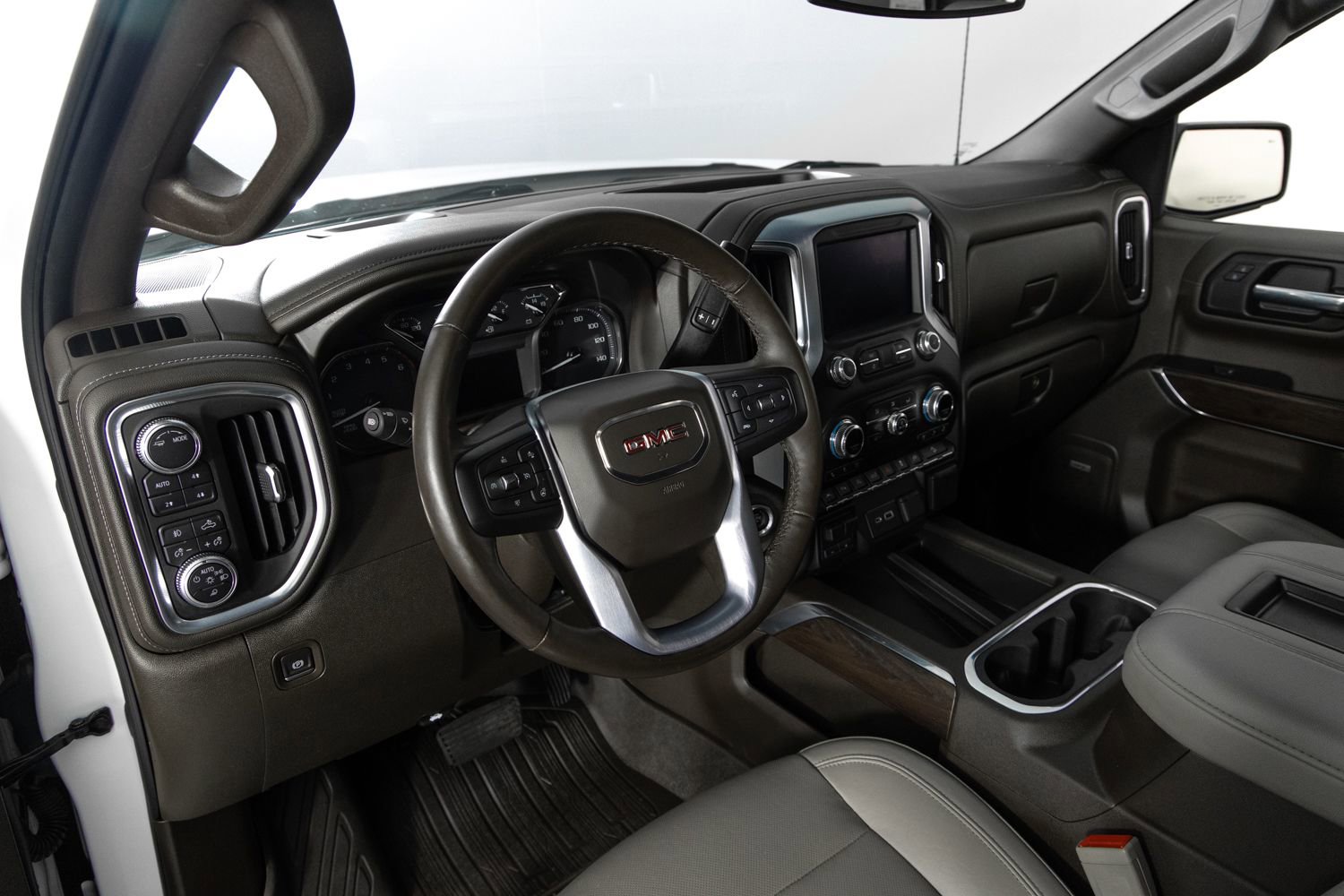 Used 2020 GMC Sierra 1500 SLT w/ SLT Premium Plus Package image 13