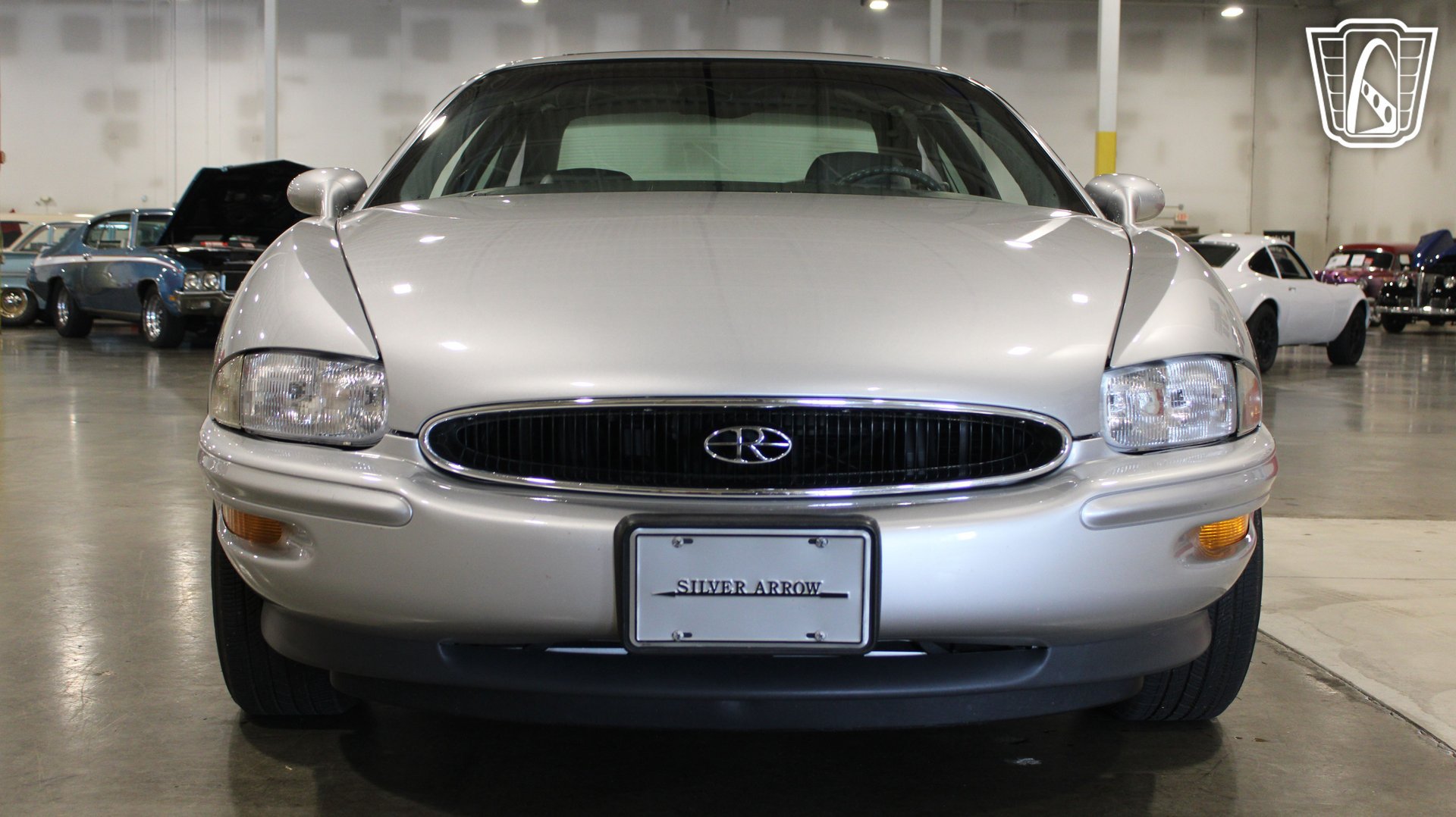 Used 1999 Buick Riviera Supercharged Coupe FWD image 4