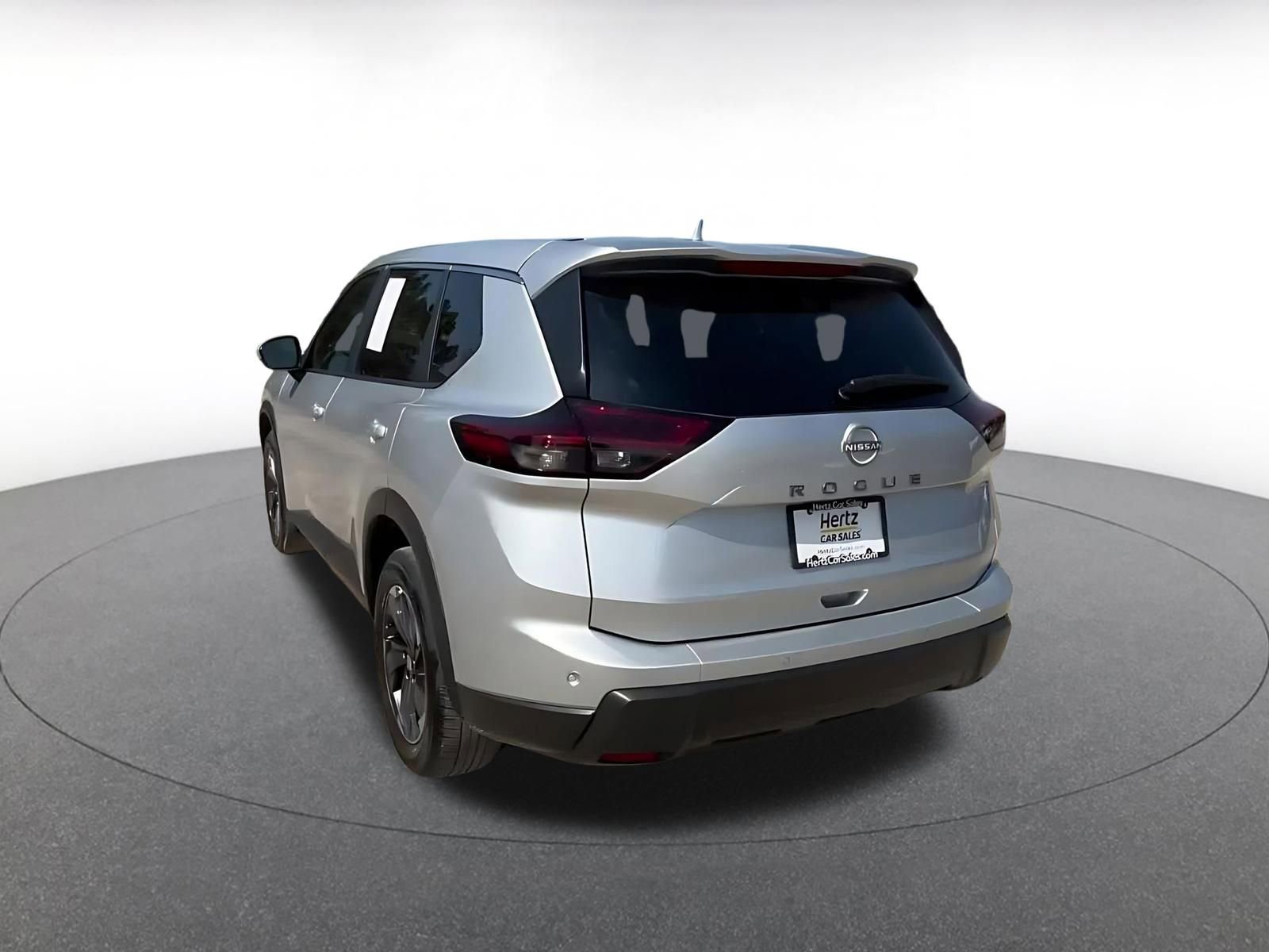 Used 2025 Nissan Rogue SV FWD image 11