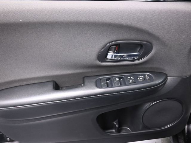 Used 2019 Honda HR-V LX image 13