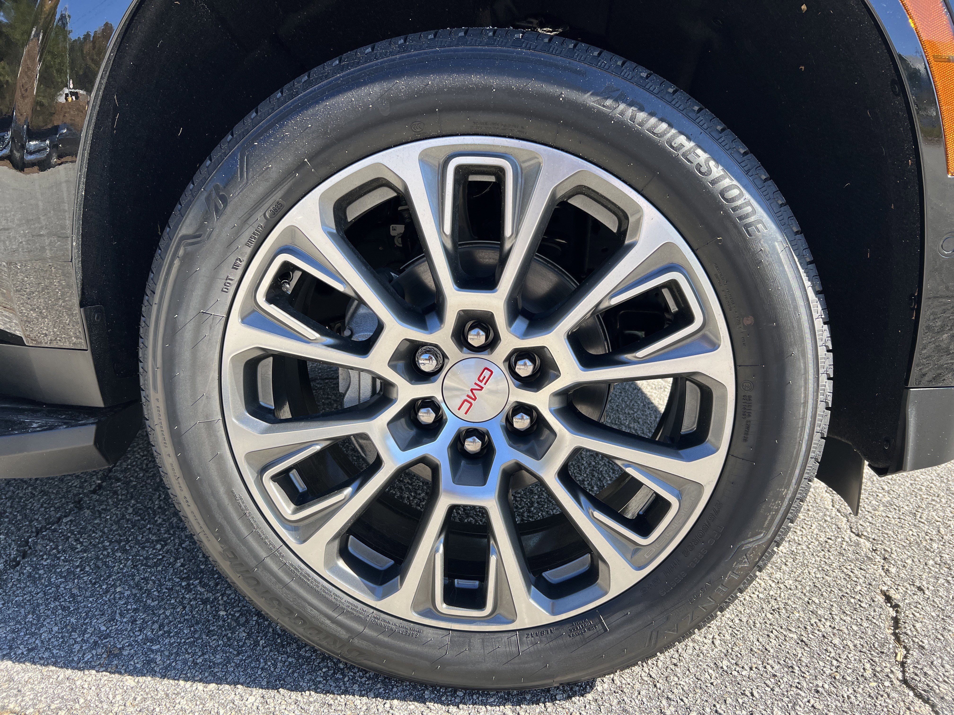 New 2026 GMC Yukon Denali image 16