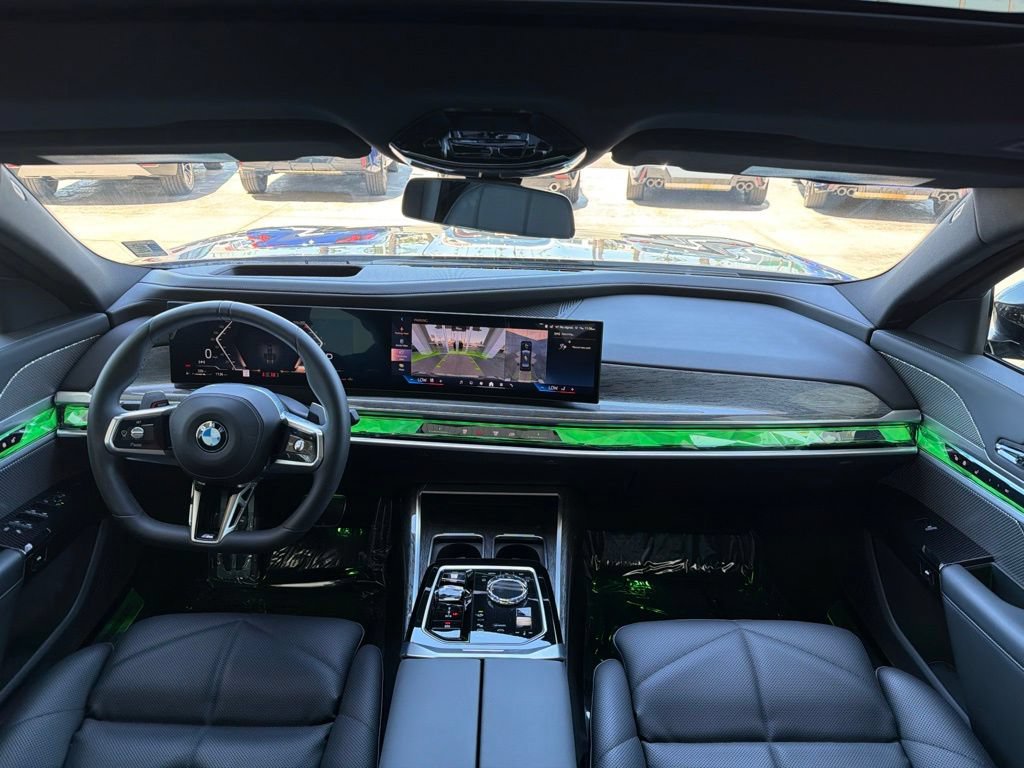 Used 2023 BMW 740i RWD image 16