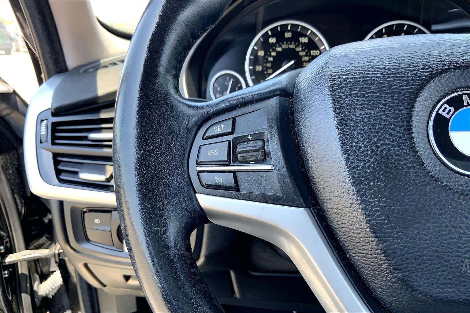 Used 2015 BMW X5 xDrive35i AWD/4WD image 23