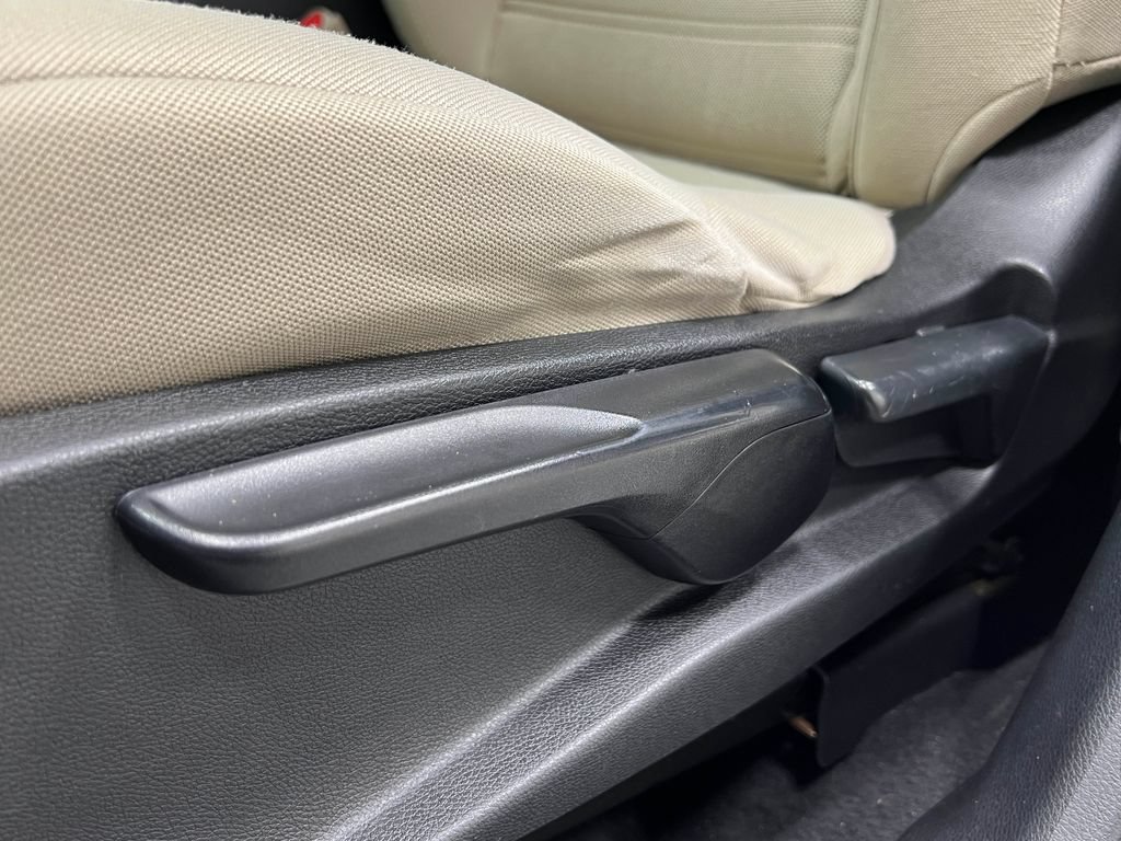 Used 2018 Honda CR-V LX image 16